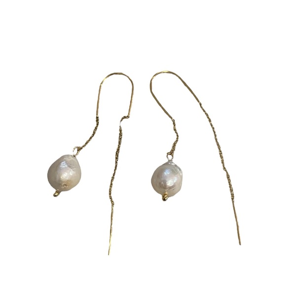 New in Bags 3 Pair of Gorgeous Gold Color Earrings - Picture 4 of 4